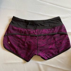 RARE Lululemon Speed Short Life Lines Polar Pink Black 2.5” Purple Pink Zebra